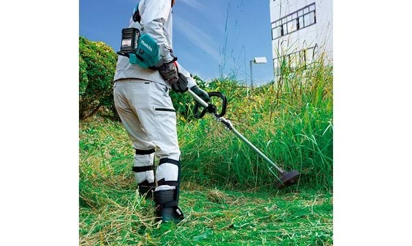 Makita Roçadora Multifunções BL 40V máx. UX01GZ Image 2