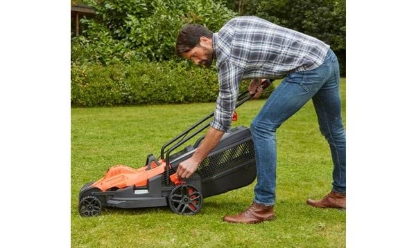 Corta-Relva 1600W 38cm Black & Decker BEMW471BH-QS Image 2