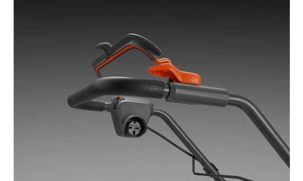 Corta-relvas Elétrico 41cm Husqvarna LC 141C Image 2